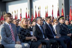 Otvoritev gasilsko reševalnega centra, Foto atelje Postojna017